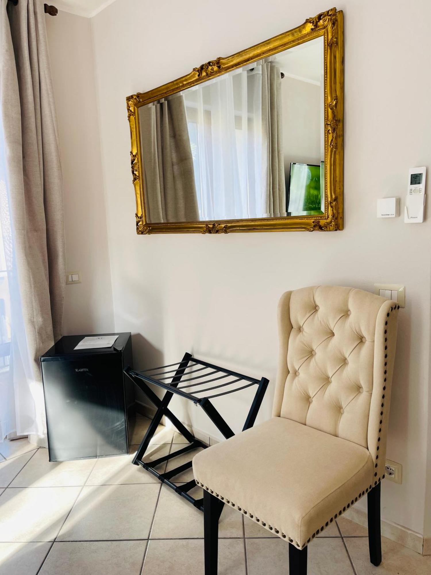 קנוביו Residence Villa Margherita מראה חיצוני תמונה