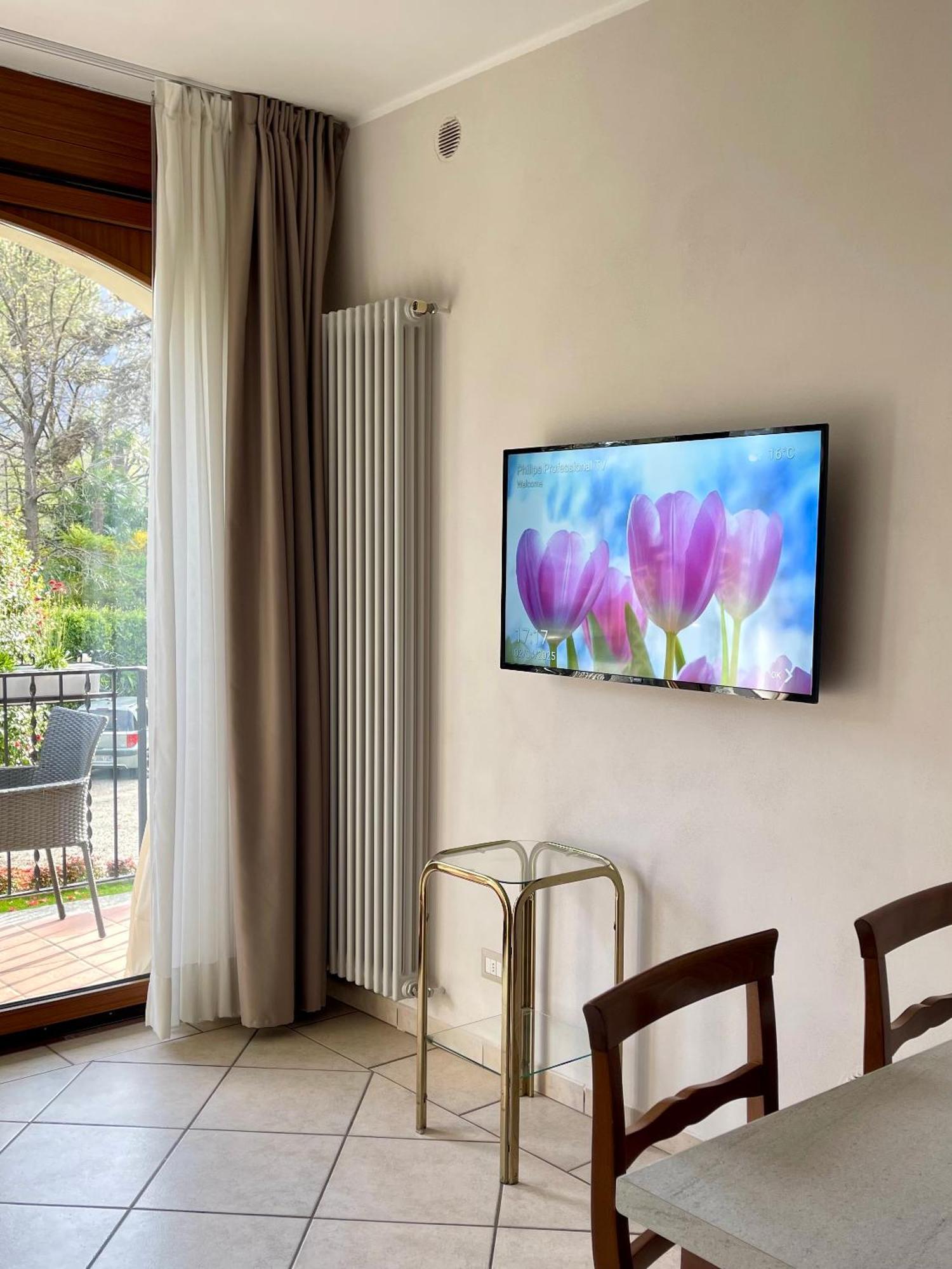 קנוביו Residence Villa Margherita מראה חיצוני תמונה